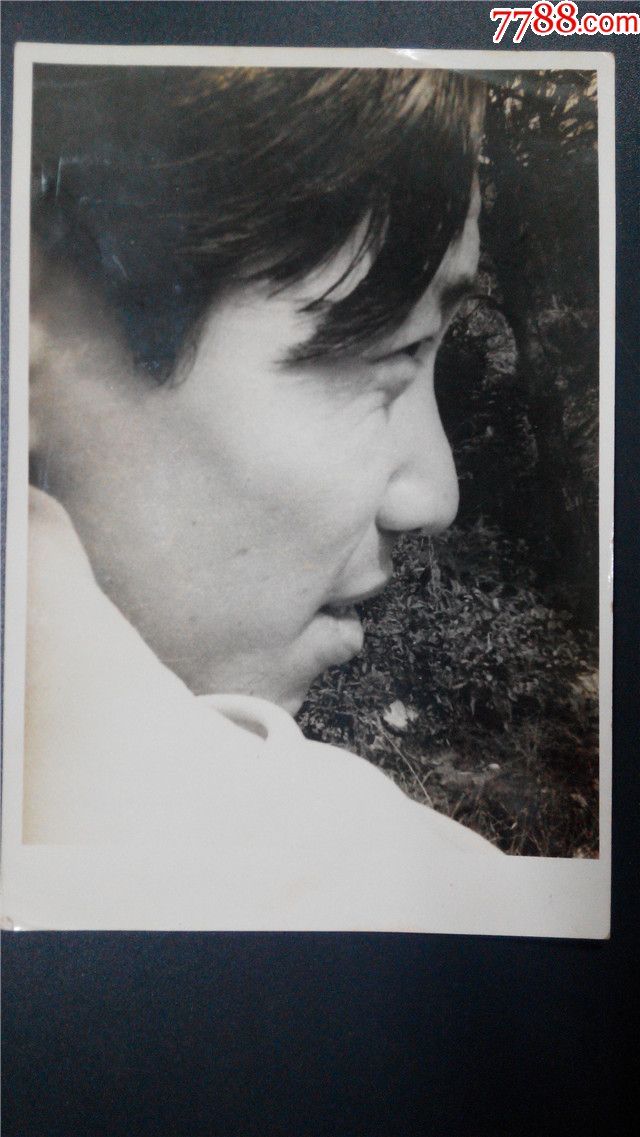 黑白老照片成熟男人侧面头像照尺规:长17cmx宽11.5cm