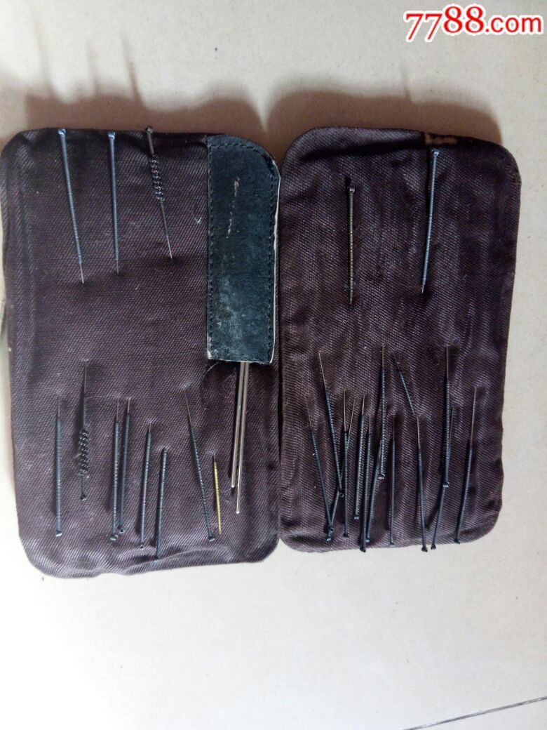 文革针灸夹【三包针还有银针】