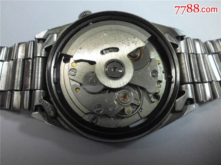 "美品"精工,机芯7009,走时