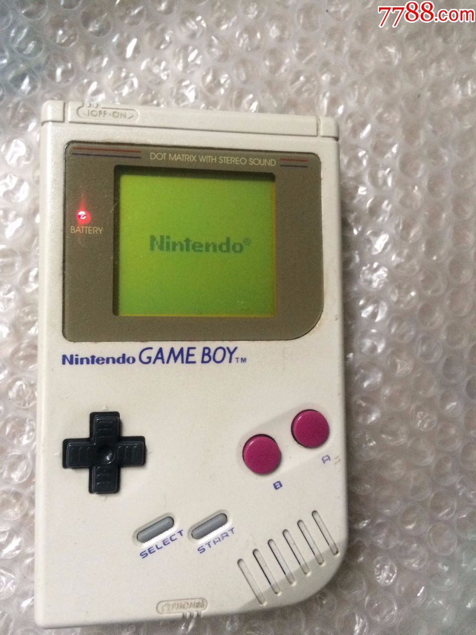 一台经典nintendo任天堂gb厚机掌上游戏机