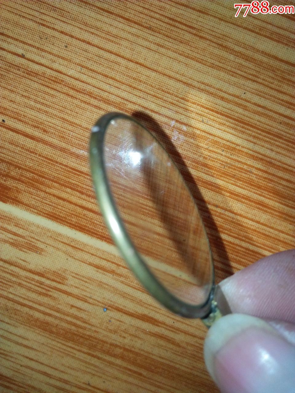 有款识的单镜片铜眼镜(镜片上传时摔了有一处有点碎了)