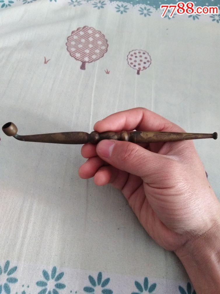 老铜烟斗