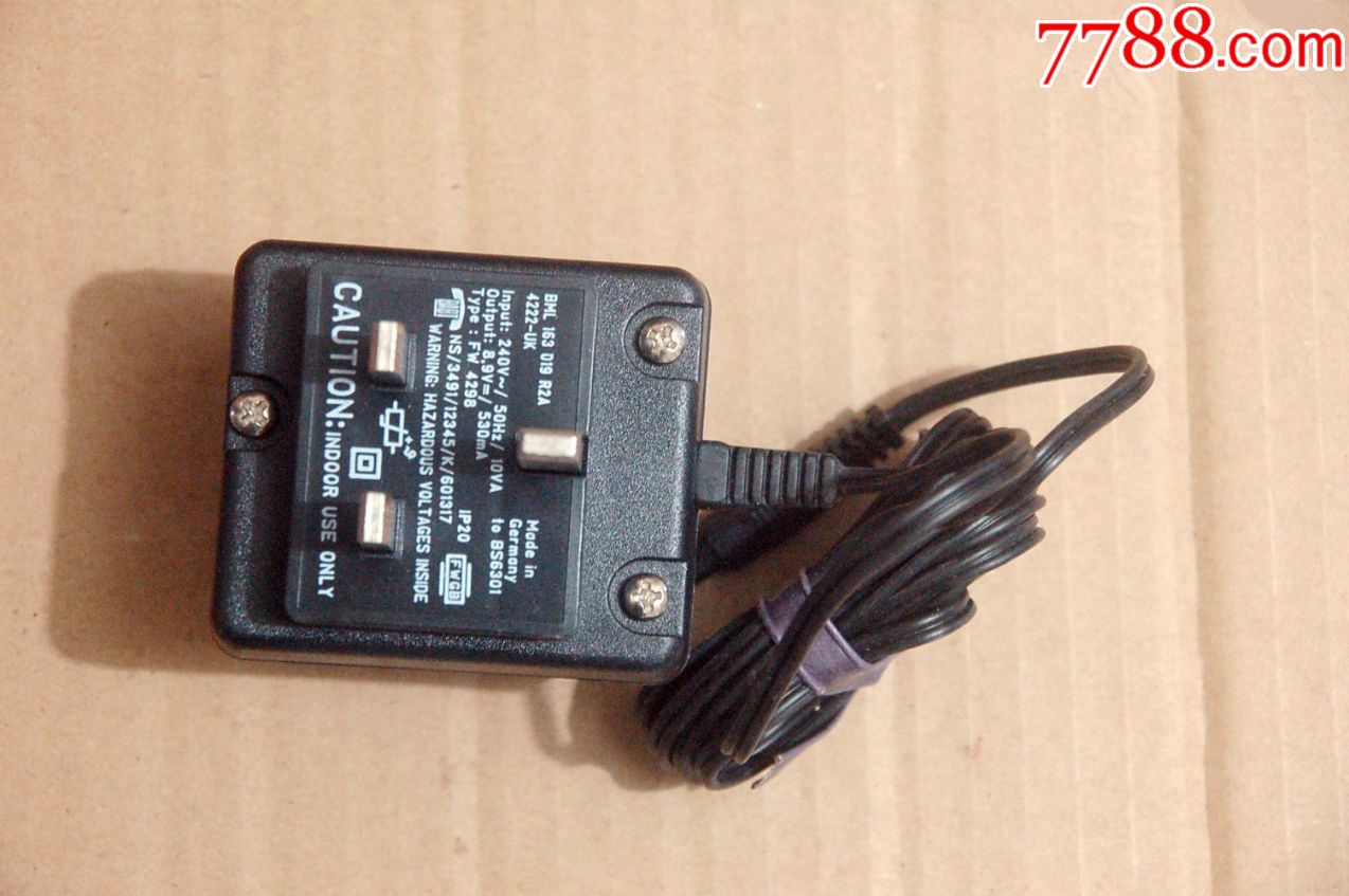 老式手机电池充电器