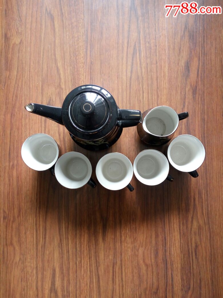 黑釉金边梅花图案铜山陶瓷茶具