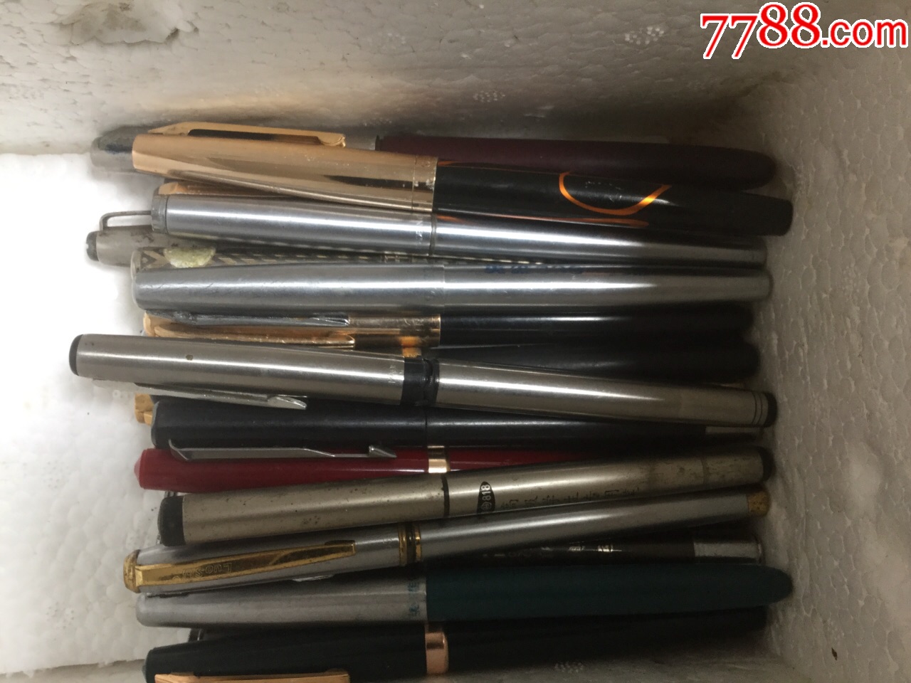 各种国产品牌老钢笔25支合拍