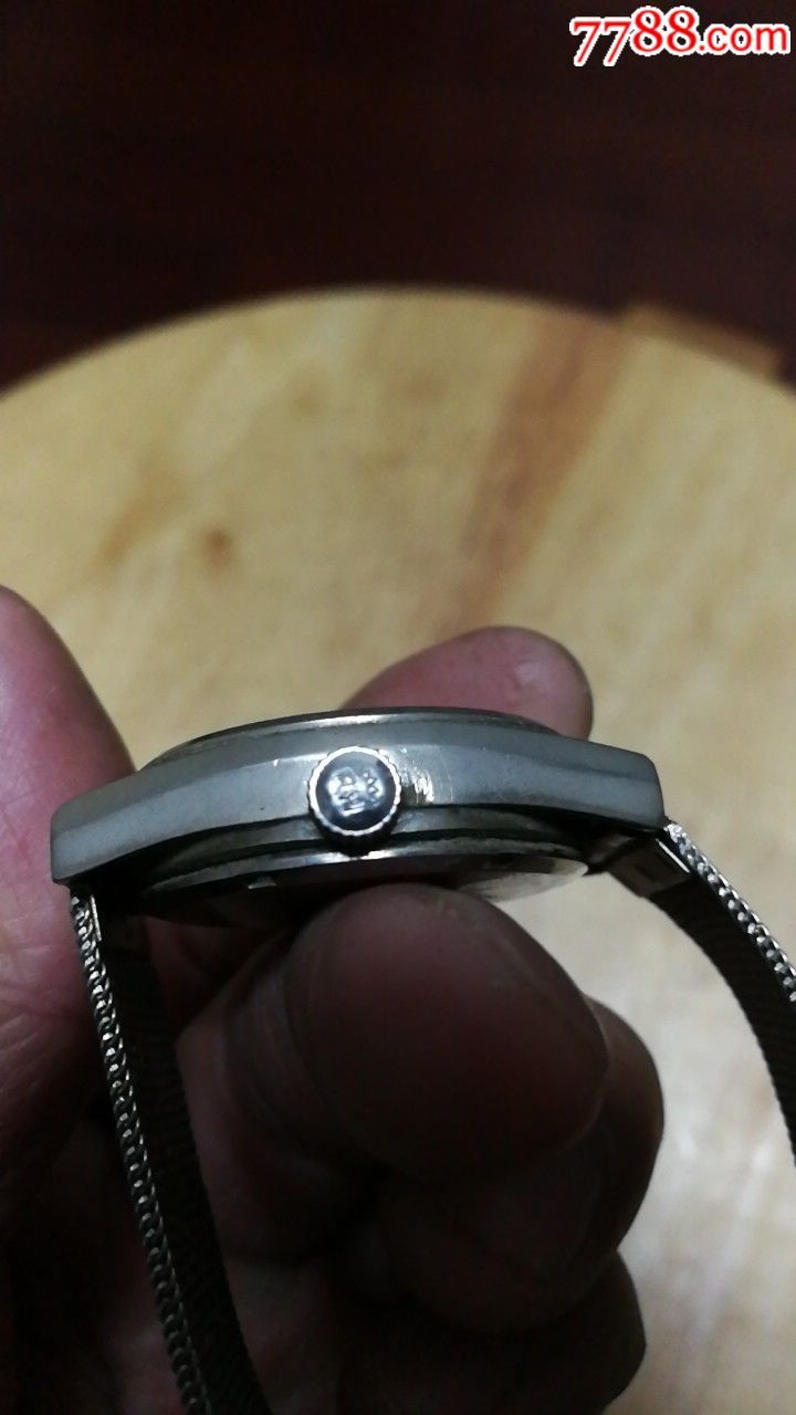 swan17钻老手表能走