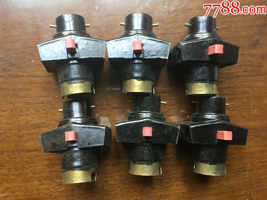  !doctype html>  html lan