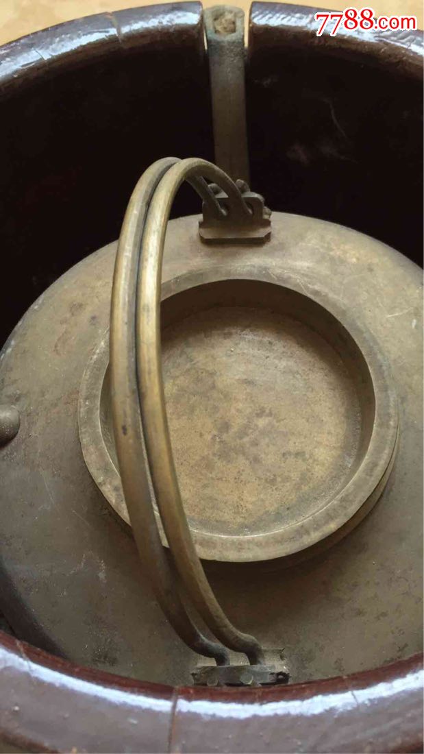 古代洒水壶图片