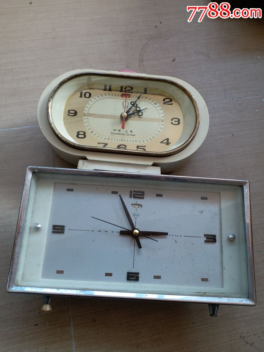 老上海闹钟走时一起拍