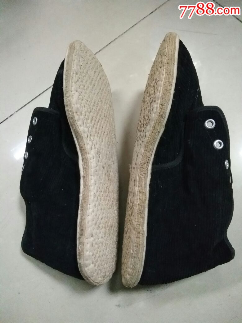 怀旧民俗·手工捺的千层底老布鞋