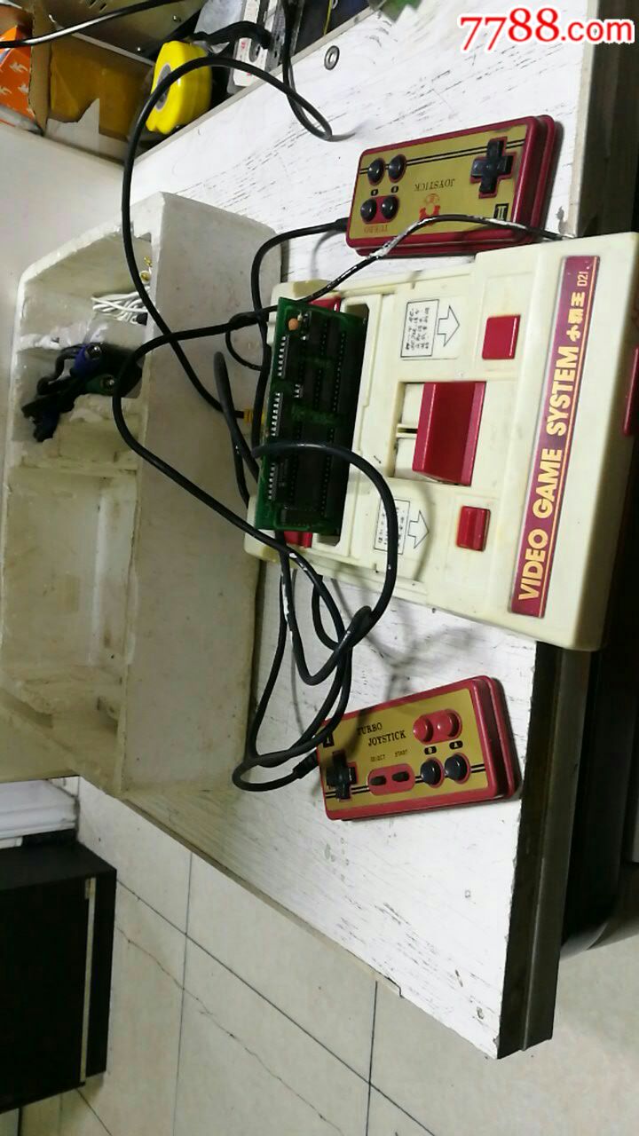 小霸王游戏机正常使用