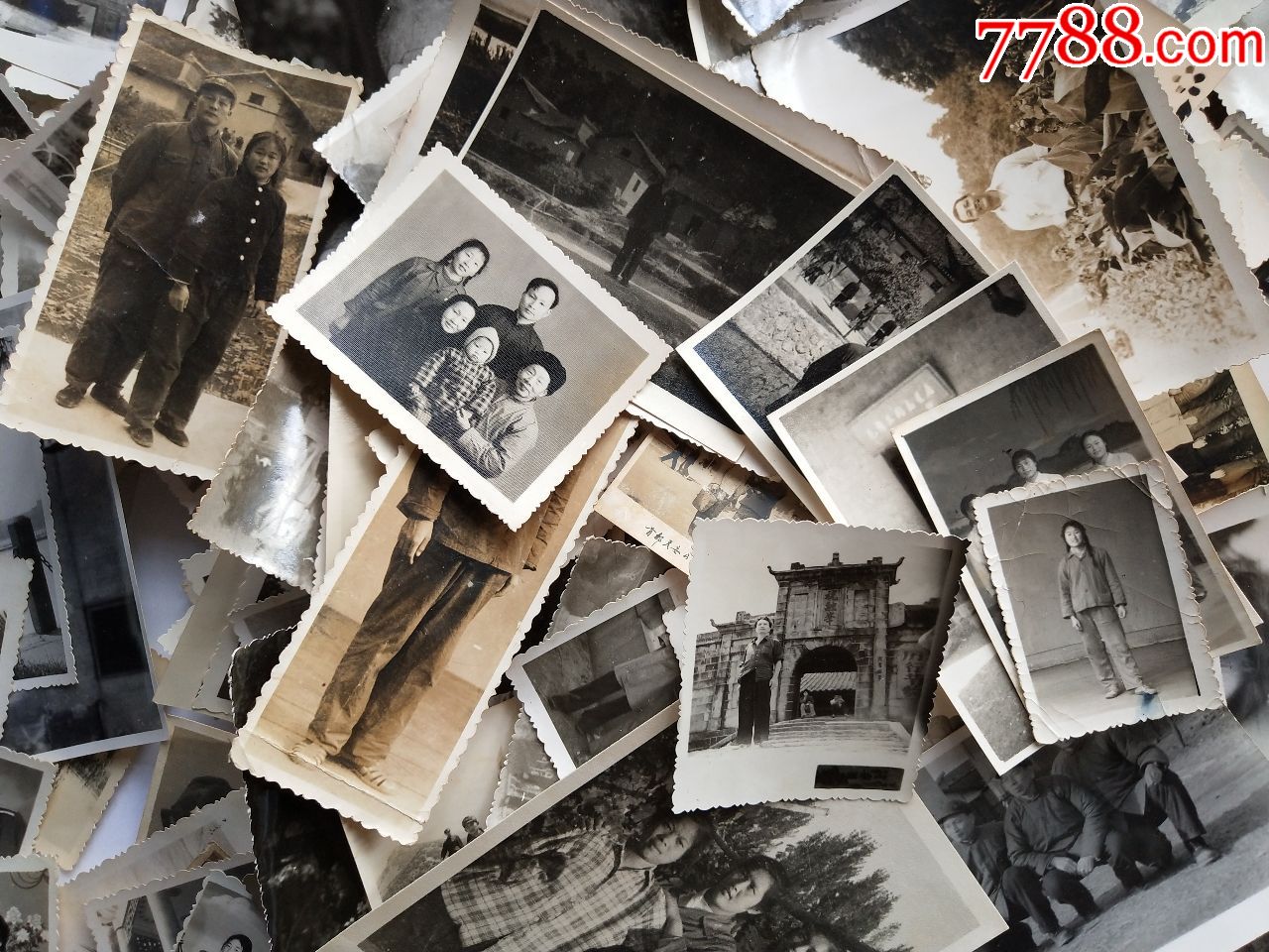 70--80年代左右照片一大堆,题材好,品相好!