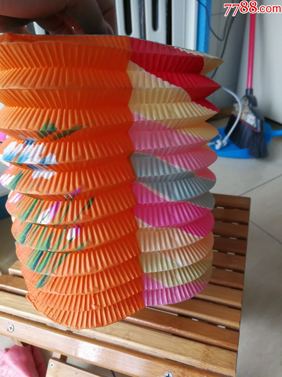 六七十年代纸质灯笼两个(a23)