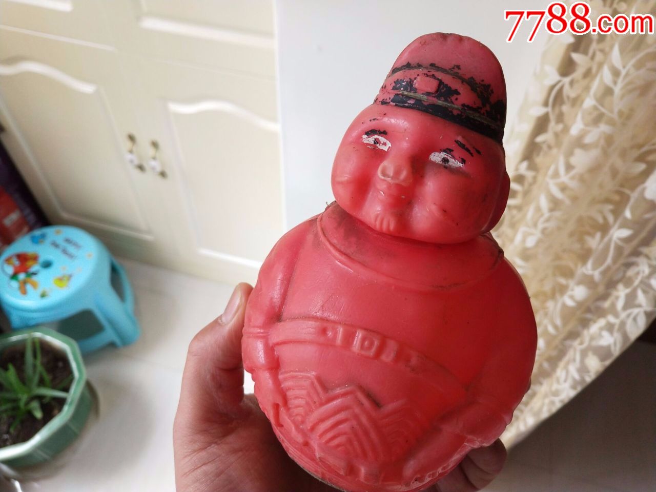 九品芝麻官不倒翁一个,完好,品相不错.看图