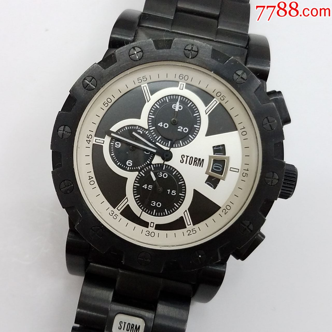 storm电子计时男表【经典黑白碰色3眼表盘】【霸气螺丝钉外圈】,手表
