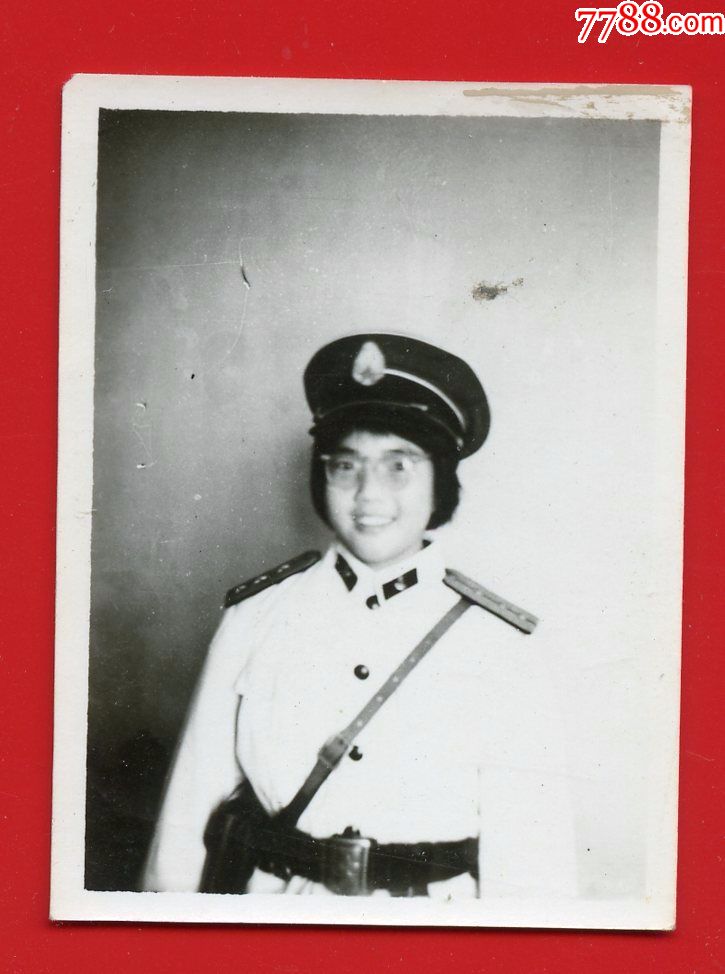 70年代女公安图片