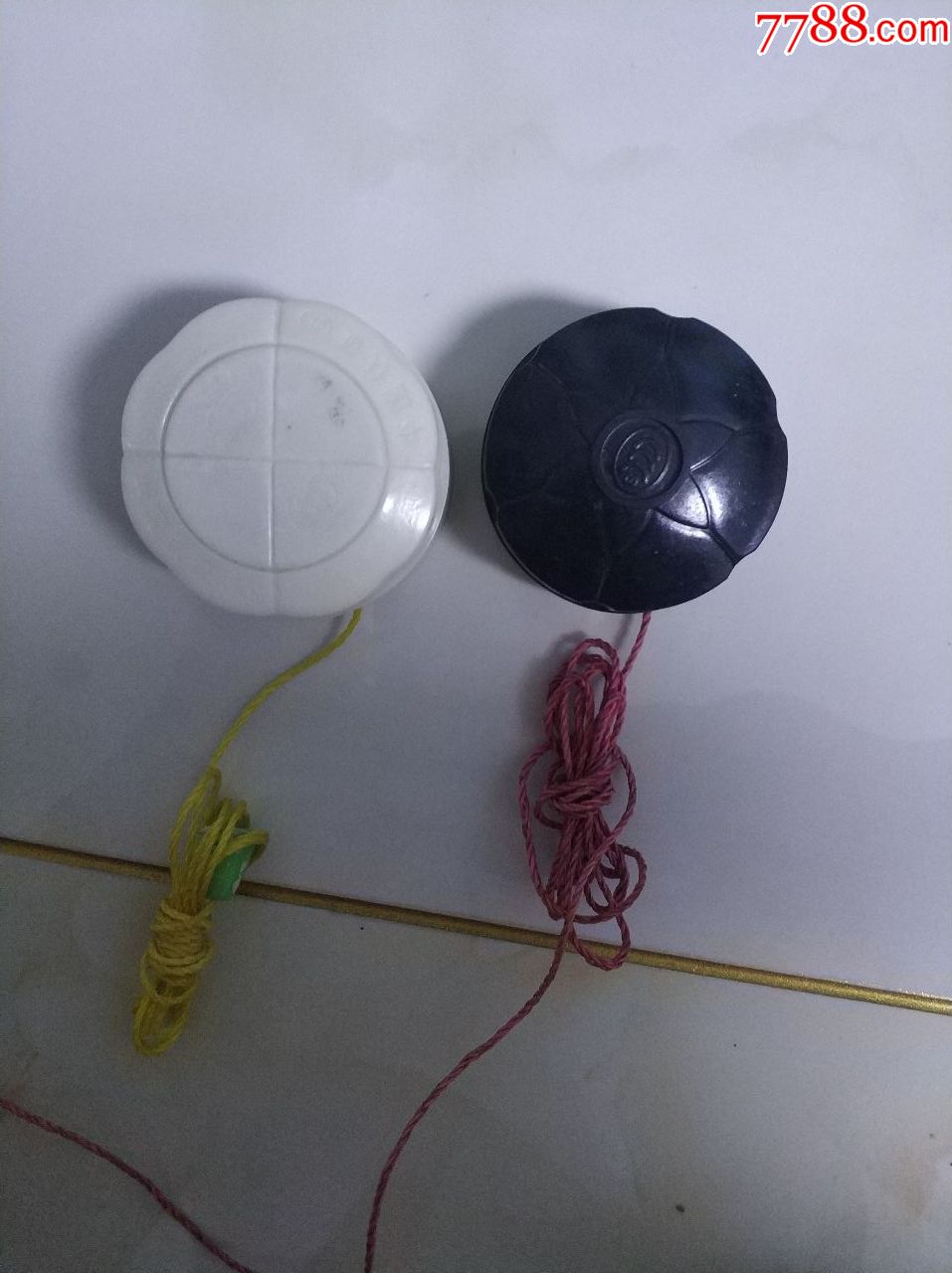 老年代电灯拉线开关两个合售