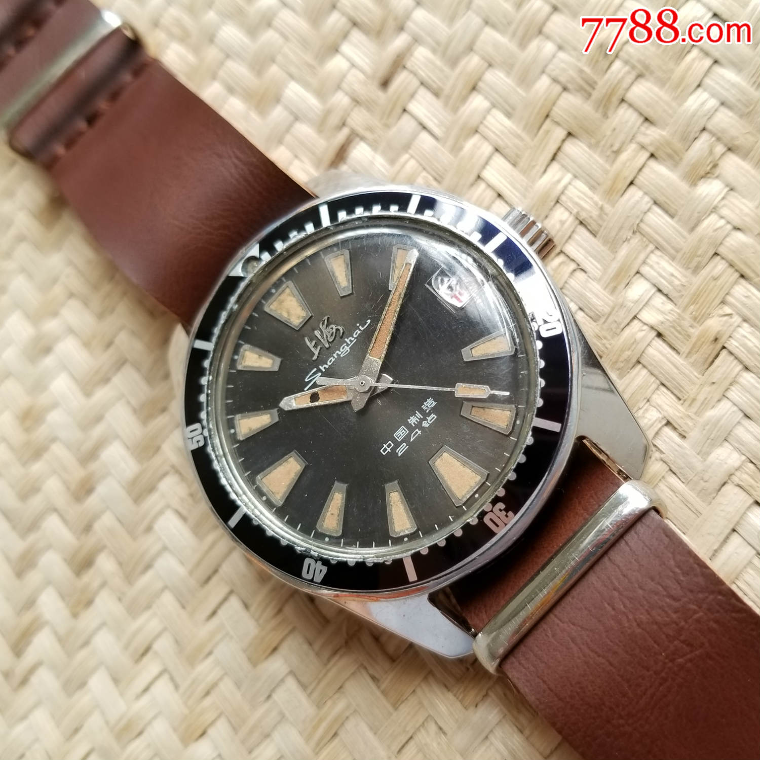 中国-上海牌-24钻军表-自动机械男表