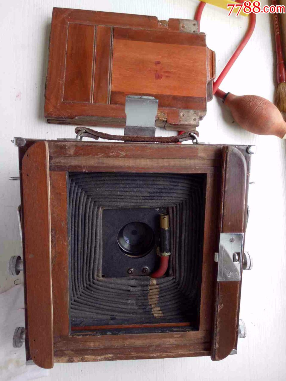 一个时代相机发展的见证,极有收藏价值.包邮