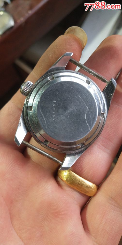 国产罕见上海《29钻军表》