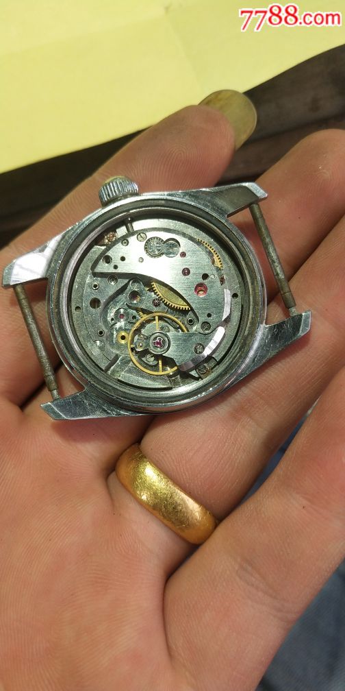 国产罕见上海《29钻军表》