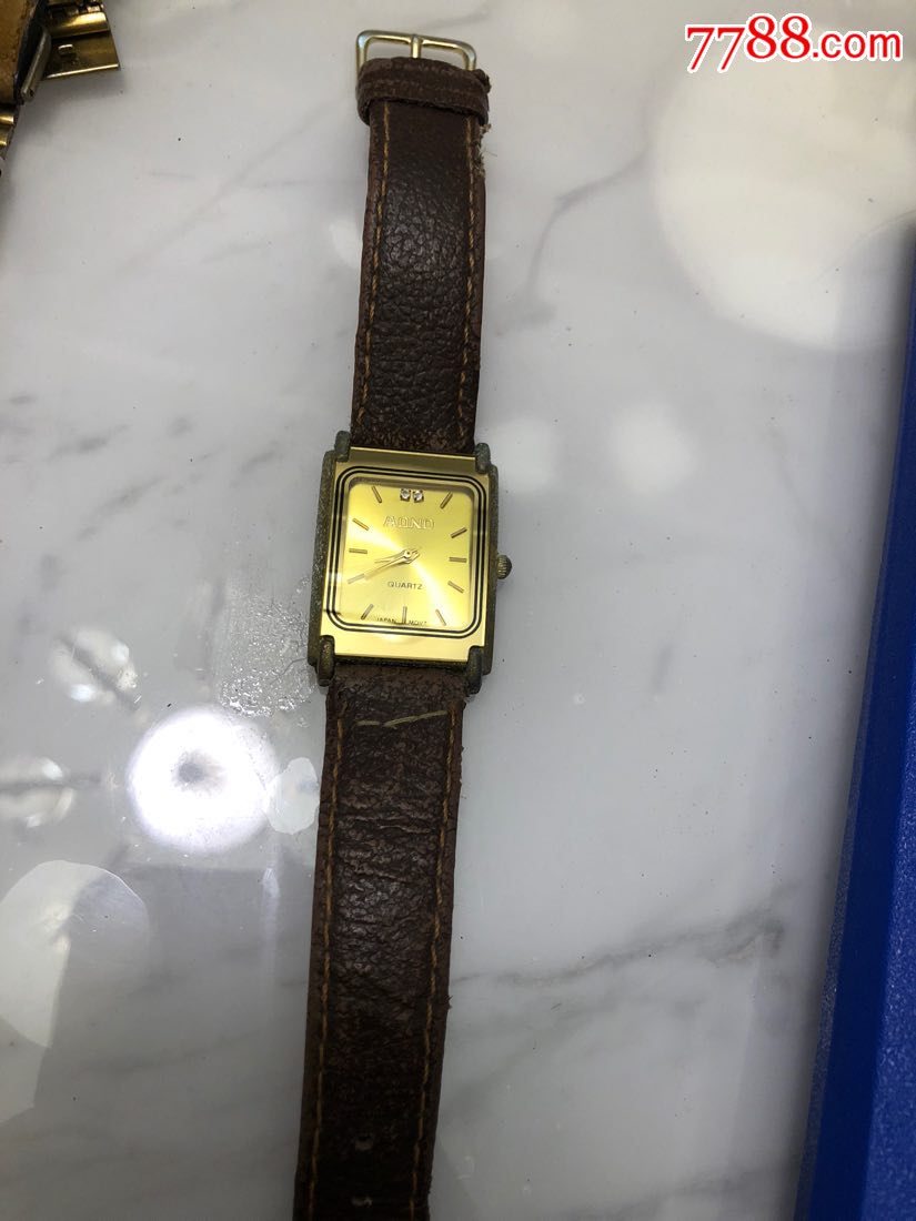 早期香港的aono钻石手表