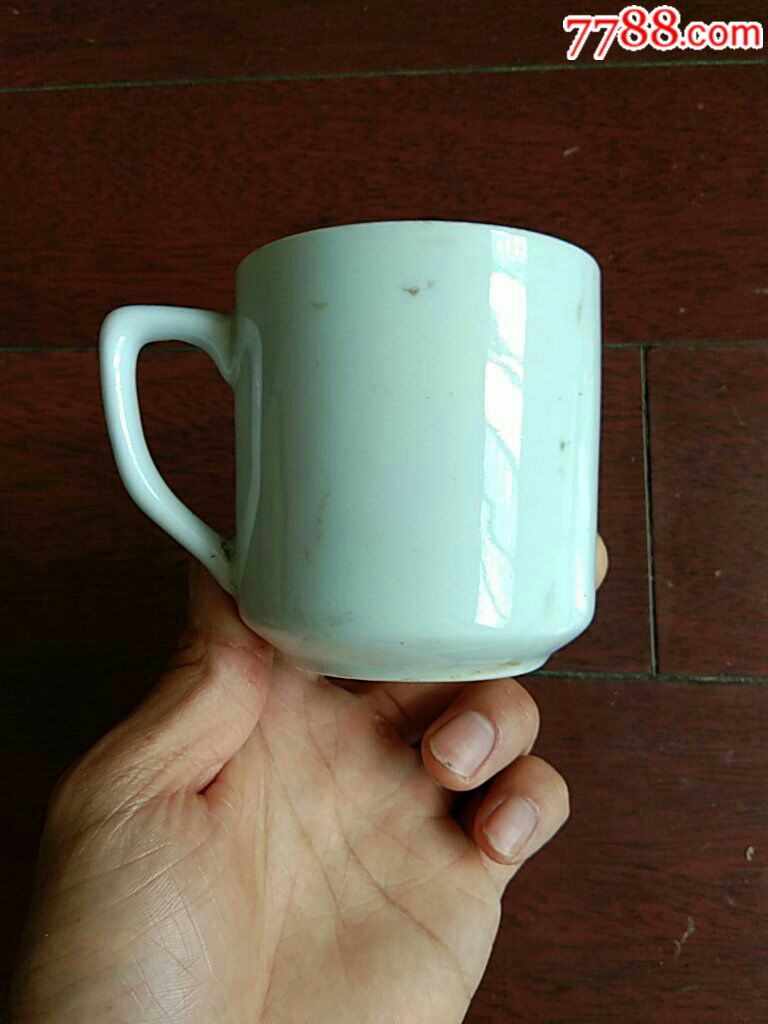 六七十年代釉下彩梅花茶杯
