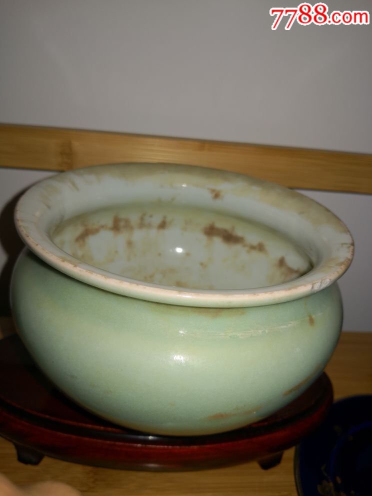 民国景德镇窑青釉香炉