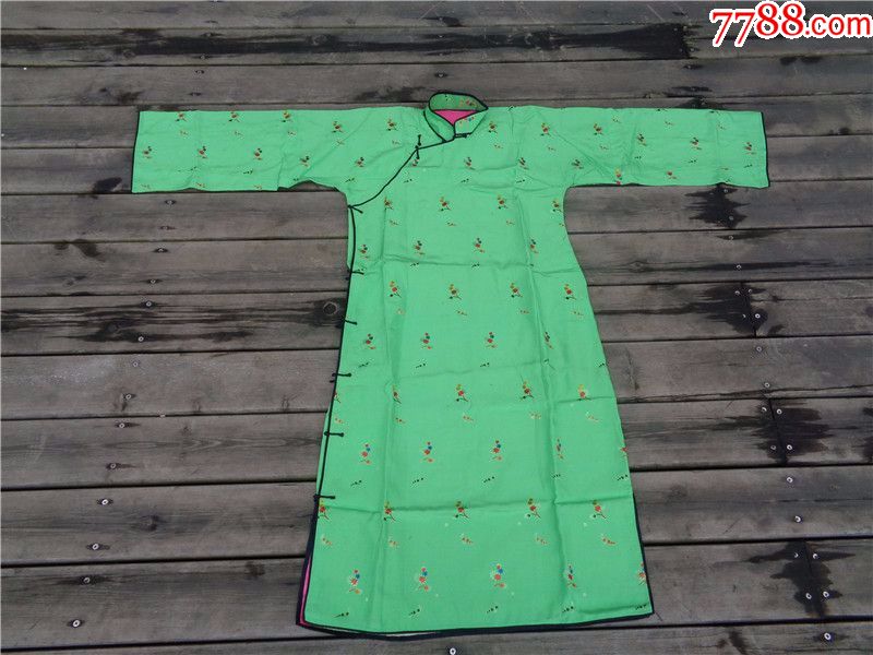 民国时期花卉纹绿色丝绸旗袍