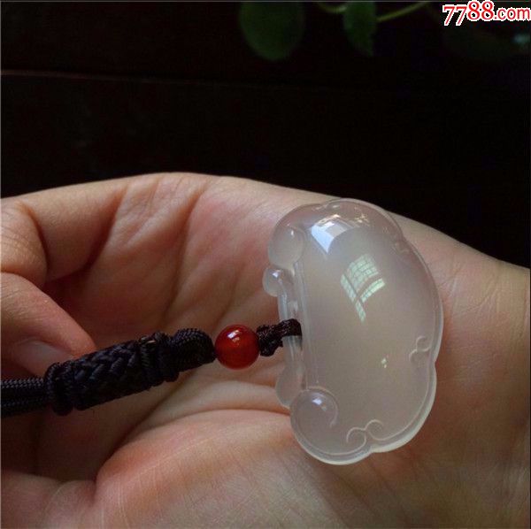 天然玉髓冰种吊坠同心锁长命锁玉坠