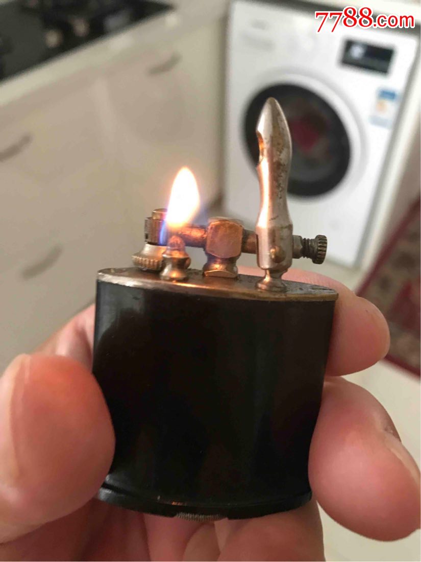 胶木和铜材质的打火机