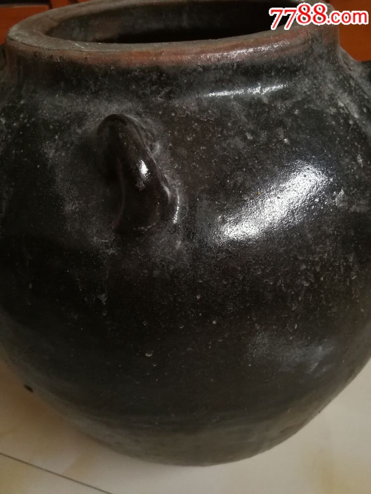 宋代黑釉大陶罐