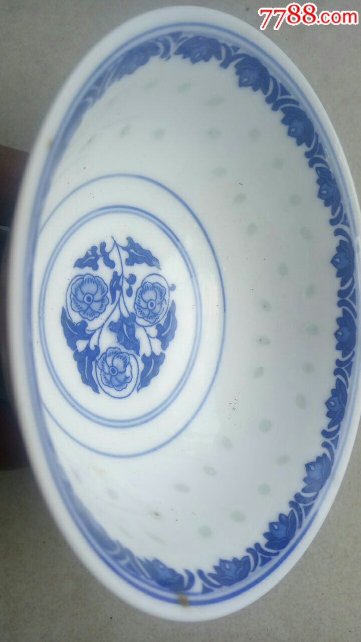 景德镇玲珑瓷碗