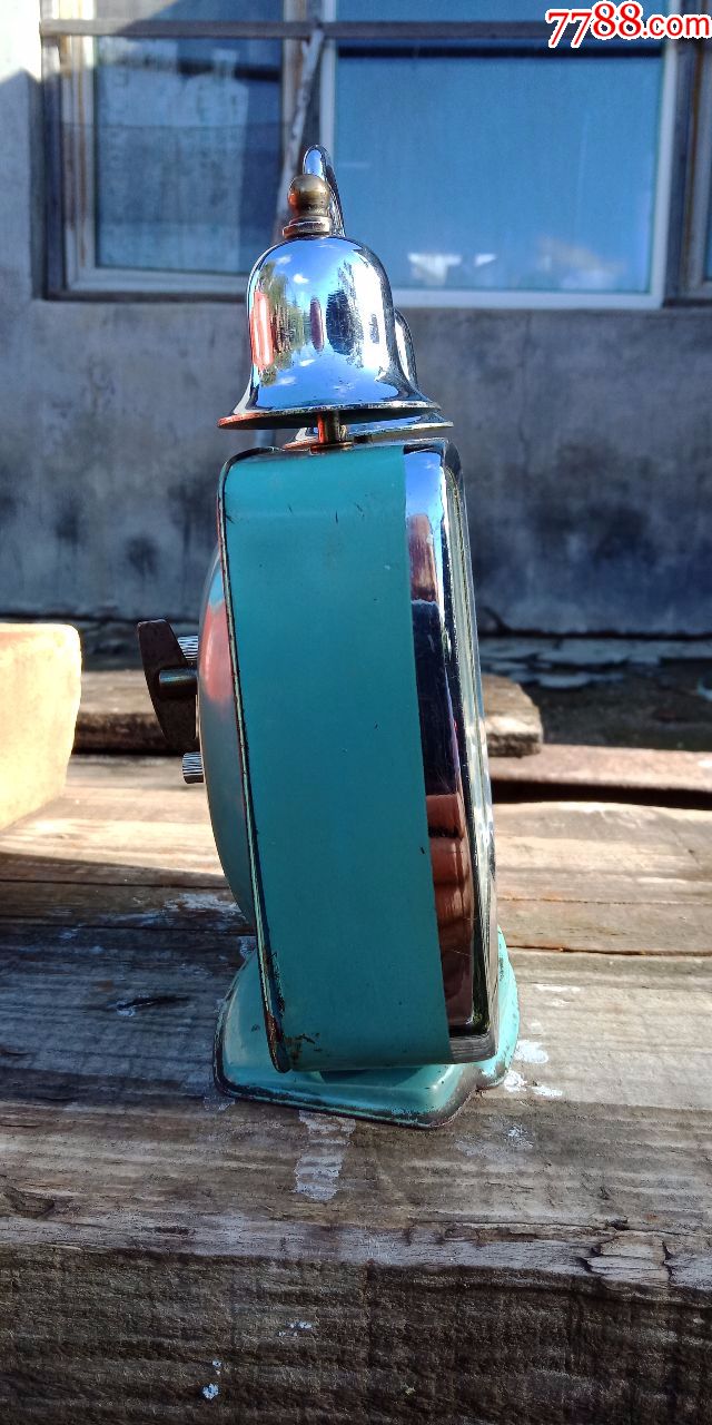 北极星牌梯形背铃闹钟