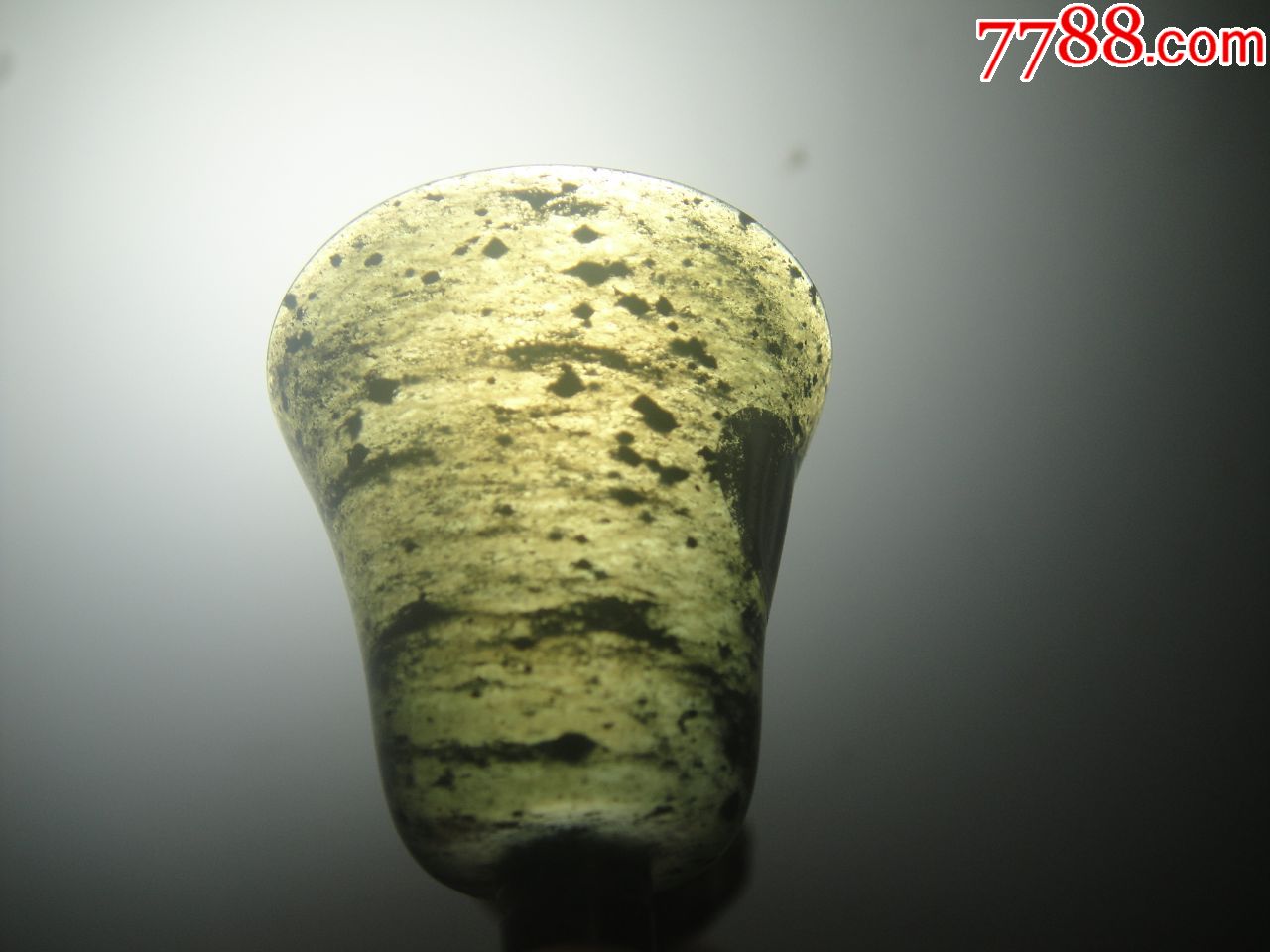 【飞天牌】玉琢夜光杯,防伪商标