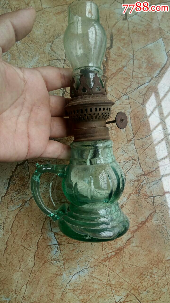 1元起拍,文革老物件,煤油灯