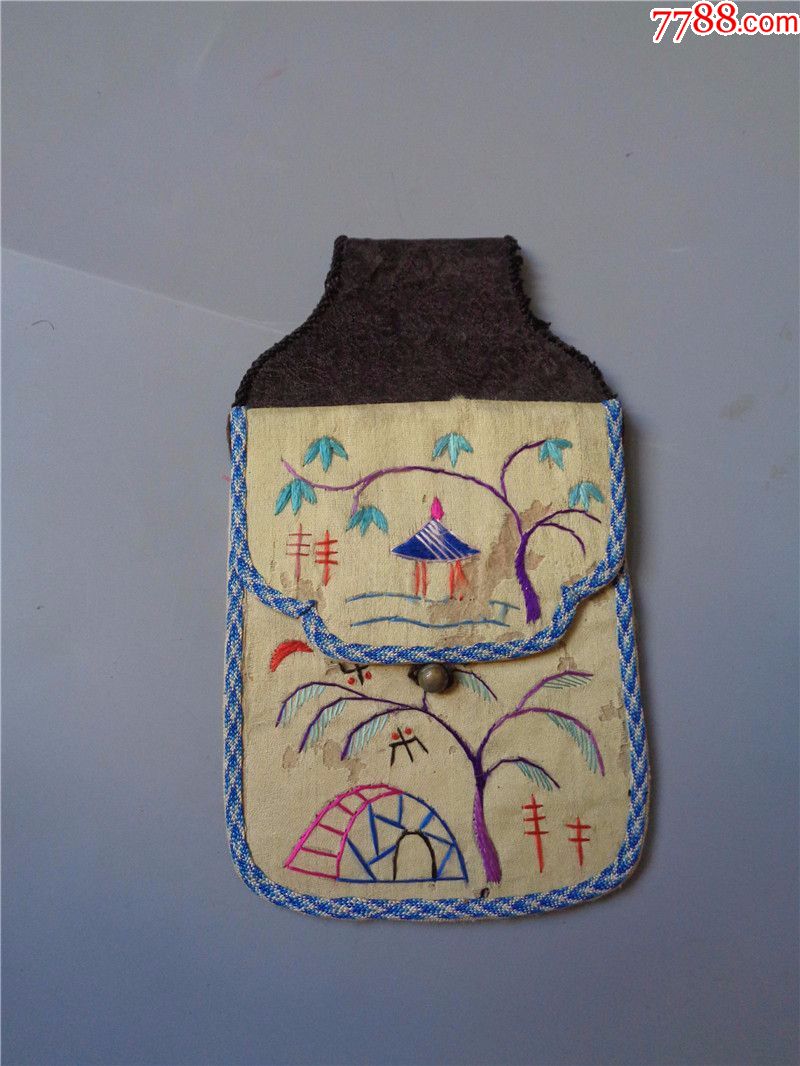 滚动鼠标滚轴,图片即可轻松放大,缩小更多"褡裢/布包/布袋"商品>>>>