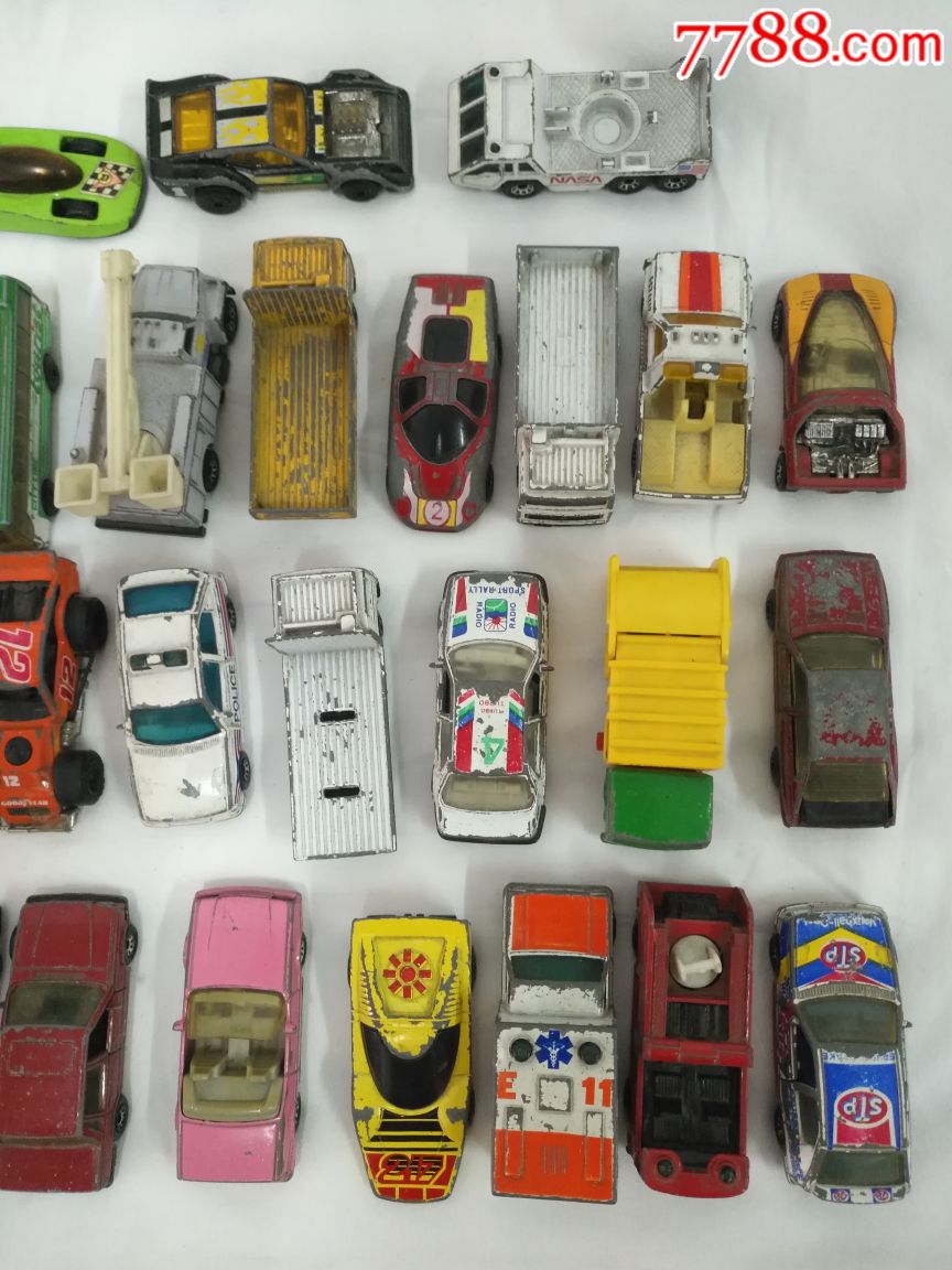 80年代火柴盒小车37个