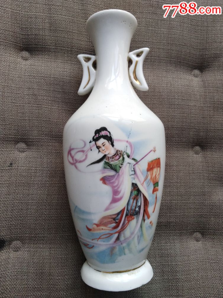 牛庄大曲美女酒瓶