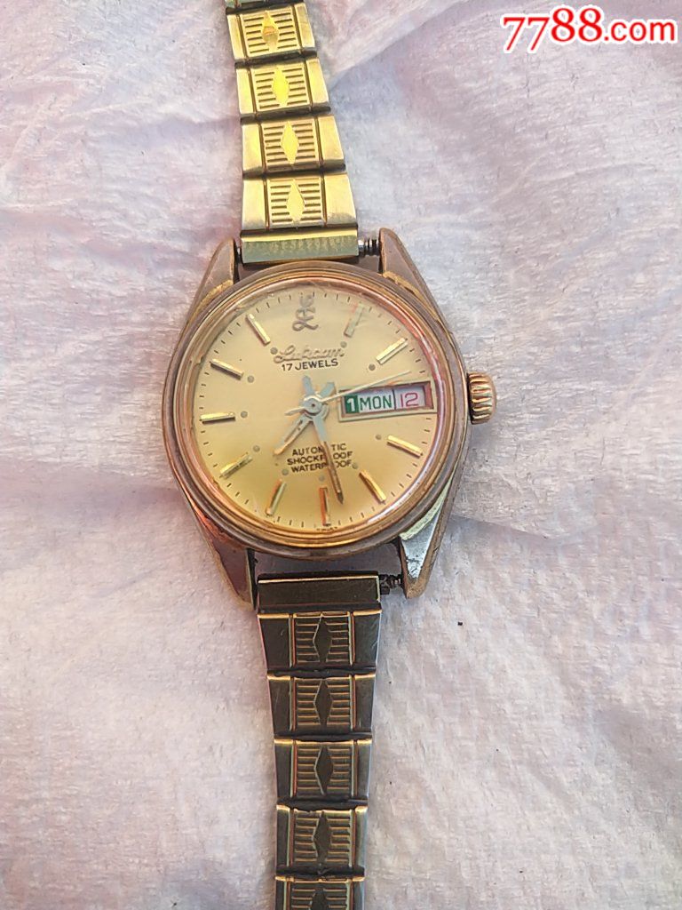 瑞士全自动2688绿琴女表,手表/腕表_第1张