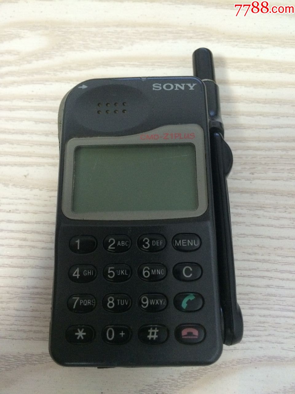 一个经典蓝收藏索尼z1plus怀旧收藏古董手机鸵鸟直板手机.