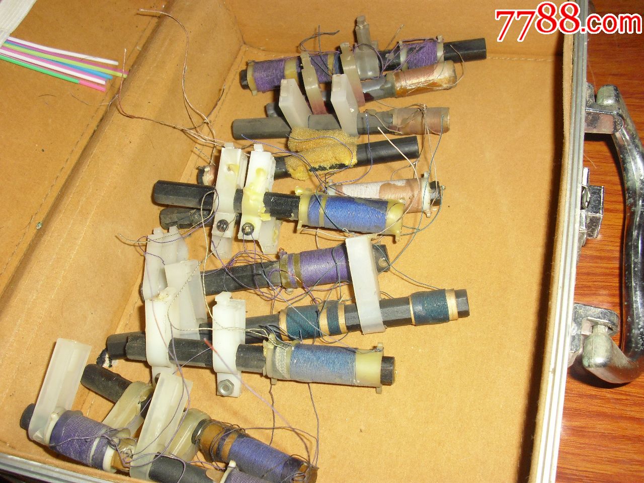 各种各样的原装磁棒(一共12根),收音机_第1张