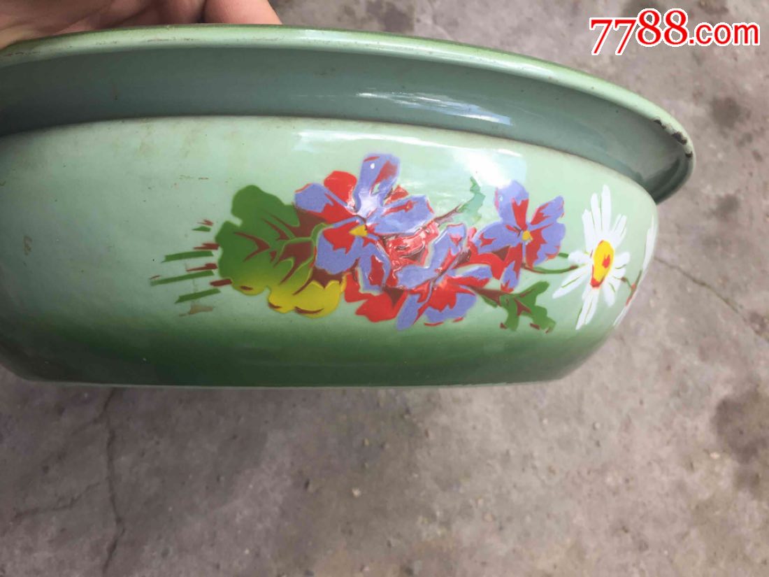 搪瓷盘产业动态：新时代的生活印记