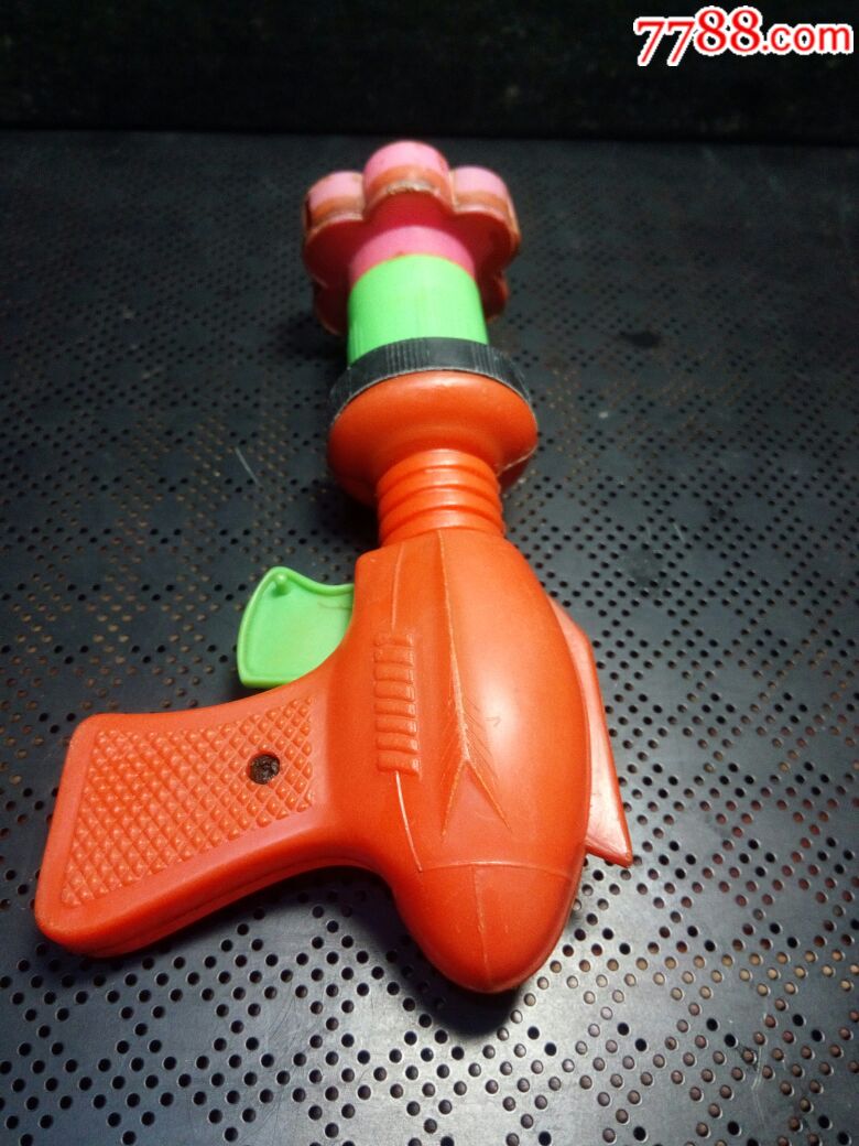 弹射陀螺?,,少见,详见简介_其他传统玩具_第1张