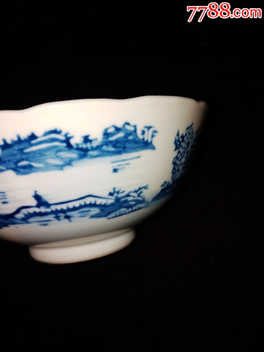 民国青花瓷景德古窑款山水纹花口碗低价