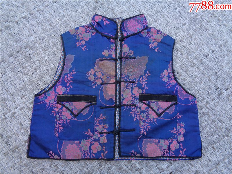 民国时期孩童丝绸马甲