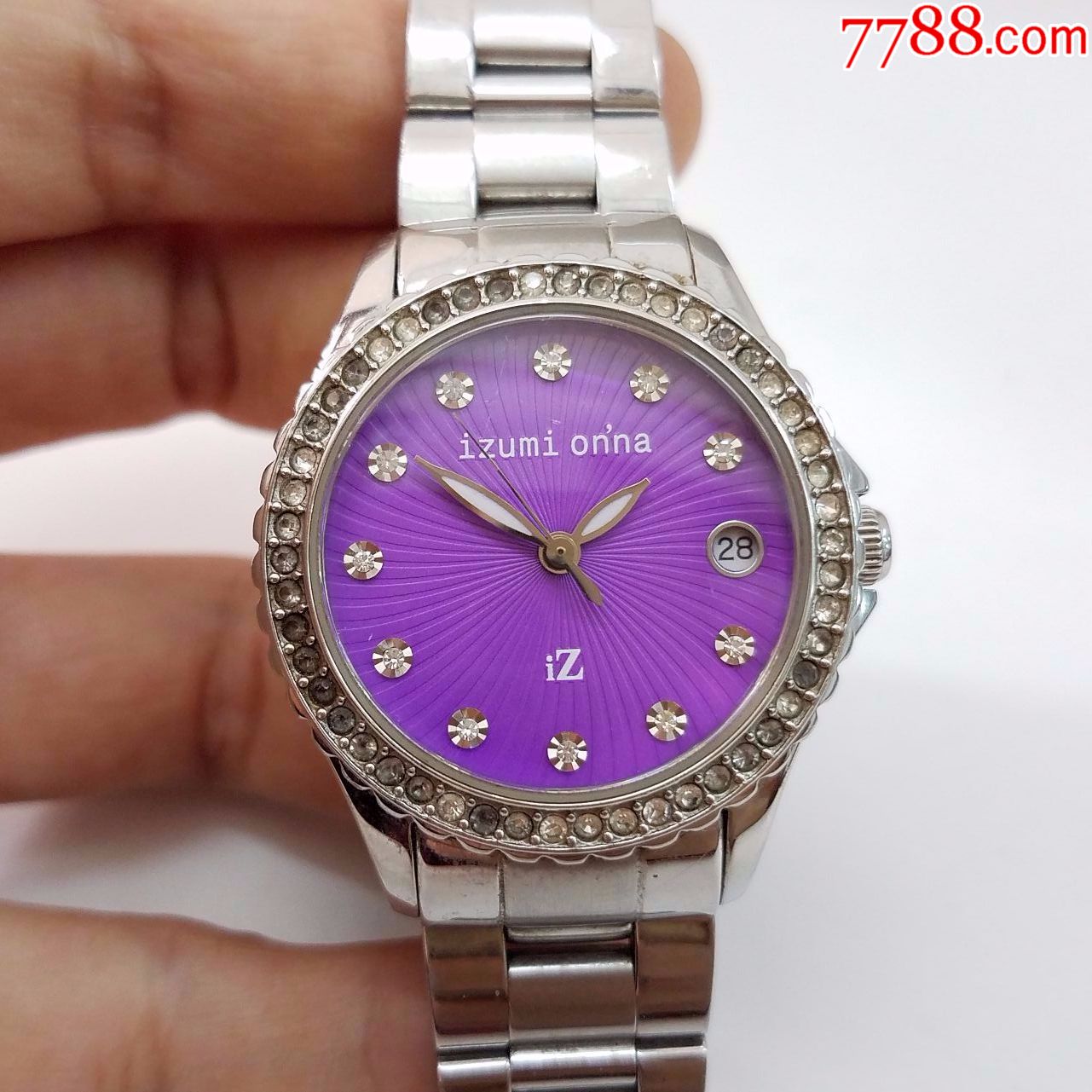 izumi-onna电子女表【漂亮闪钻外圈,刻度】【高贵紫罗兰表盘】【夜光