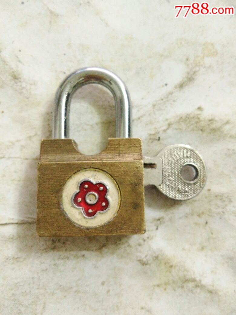 梅花老铜锁原装钥匙一天快拍