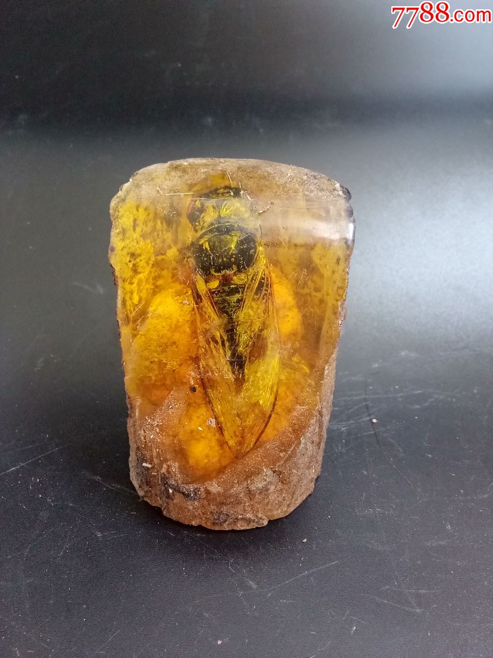 原始琥珀摆件