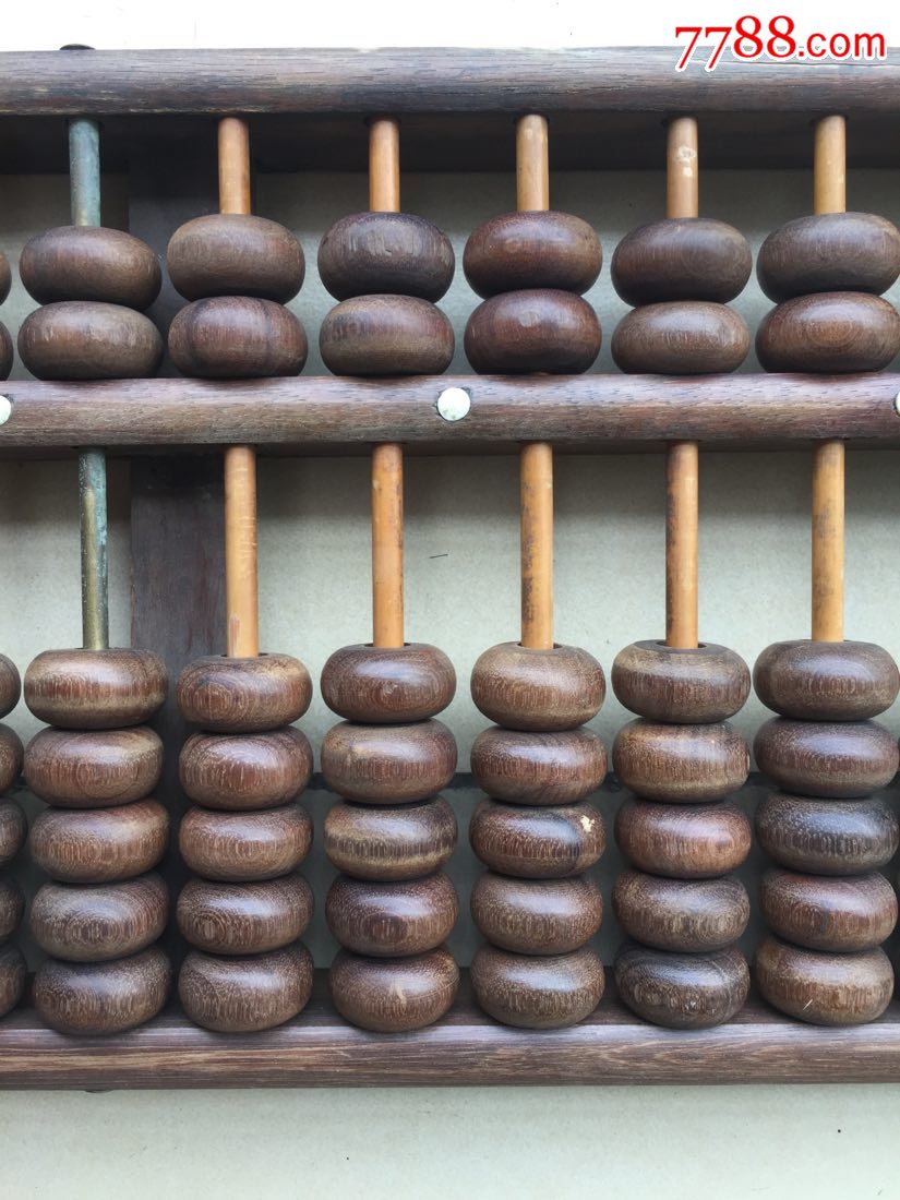 梁上带骨丁的黄花梨木大算盘